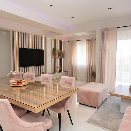שיבניק Luxury Apartman Imperio מראה חיצוני תמונה