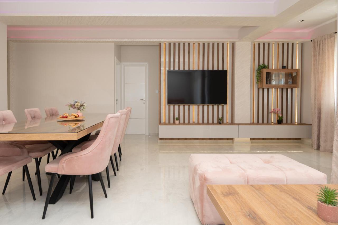 שיבניק Luxury Apartman Imperio מראה חיצוני תמונה