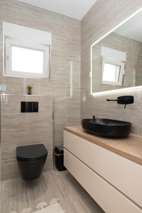 שיבניק Luxury Apartman Imperio מראה חיצוני תמונה